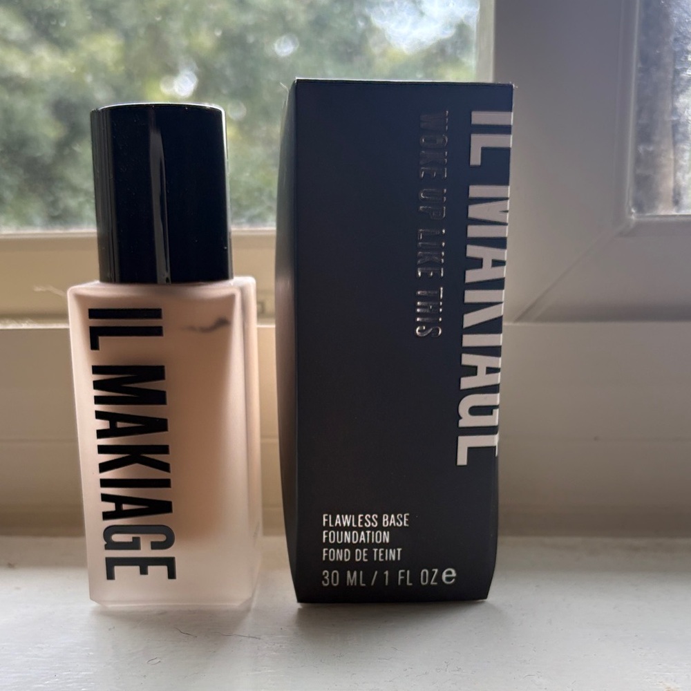 IL MAKIAGE Flawless Base Foundation - 060